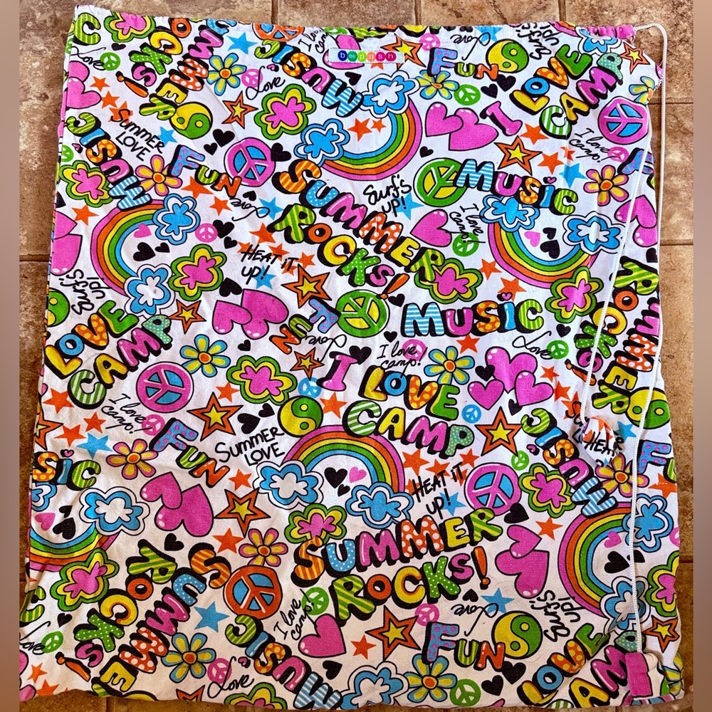 BEEPOSH Rainbow Graffiti Drawstring Overnight Camp Laundry Moving Shopping Bag
